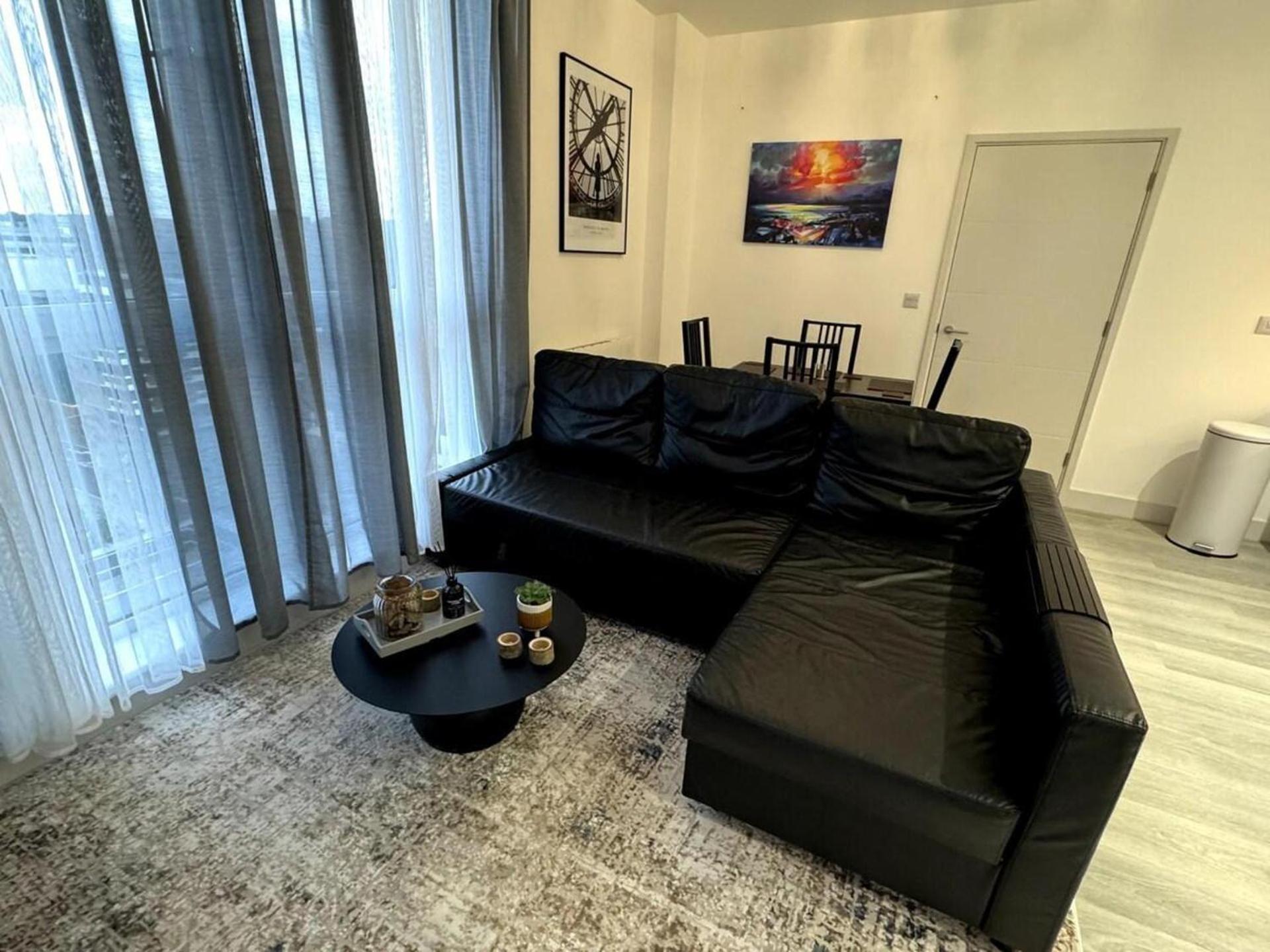 Cozy Bracknell Apartment With Modern Amenities Exterior photo